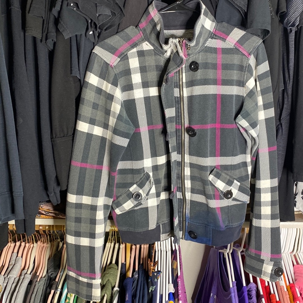 Well loved oniell collared plaid sweatshirt ladies small grey pink and blueish